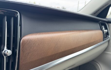 Volvo S90 II рестайлинг, 2018 год, 2 720 000 рублей, 15 фотография