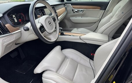 Volvo S90 II рестайлинг, 2018 год, 2 720 000 рублей, 11 фотография