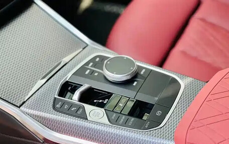 BMW 3 серия, 2022 год, 3 800 000 рублей, 14 фотография