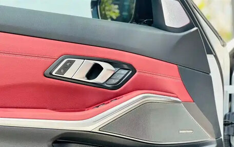 BMW 3 серия, 2022 год, 3 800 000 рублей, 13 фотография