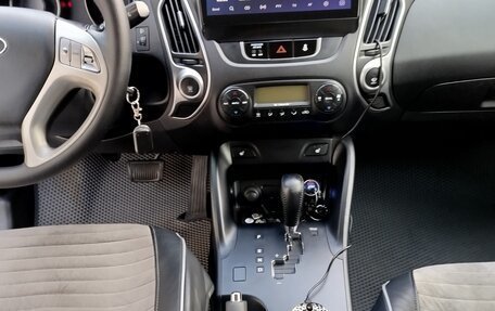 Hyundai ix35 I рестайлинг, 2013 год, 1 550 000 рублей, 13 фотография