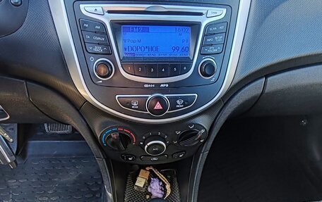 Hyundai Solaris II рестайлинг, 2013 год, 790 000 рублей, 6 фотография