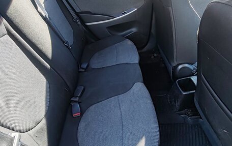 Hyundai Solaris II рестайлинг, 2013 год, 790 000 рублей, 9 фотография