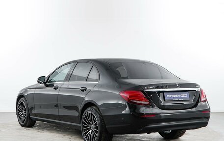 Mercedes-Benz E-Класс, 2019 год, 3 329 050 рублей, 2 фотография