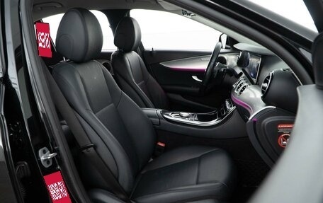 Mercedes-Benz E-Класс, 2019 год, 3 329 050 рублей, 8 фотография