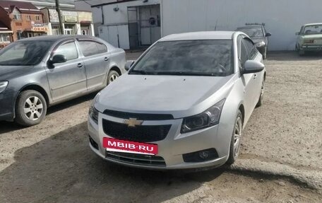 Chevrolet Cruze II, 2010 год, 580 000 рублей, 9 фотография