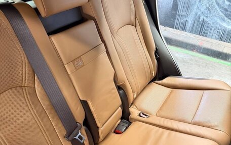 Lexus RX IV рестайлинг, 2018 год, 4 950 000 рублей, 9 фотография