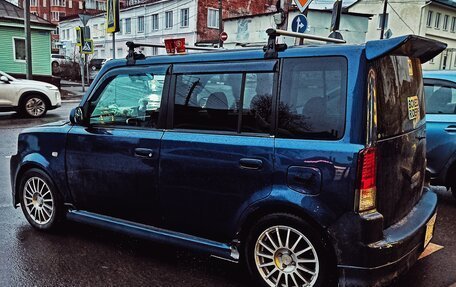 Toyota bB I рестайлинг, 2002 год, 550 000 рублей, 2 фотография