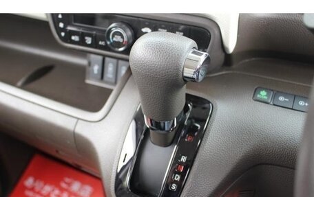 Honda N-BOX II, 2021 год, 979 000 рублей, 30 фотография