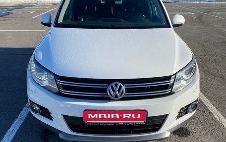 Volkswagen Tiguan I, 2012 год, 1 780 000 рублей, 2 фотография