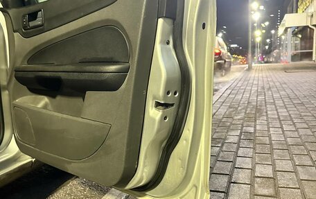 Ford Focus II рестайлинг, 2006 год, 220 000 рублей, 27 фотография