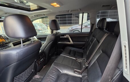 Toyota Land Cruiser 200, 2011 год, 2 700 000 рублей, 9 фотография