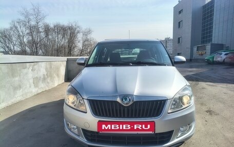 Skoda Fabia II, 2010 год, 690 000 рублей, 3 фотография