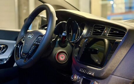 KIA cee'd III, 2013 год, 1 350 000 рублей, 19 фотография