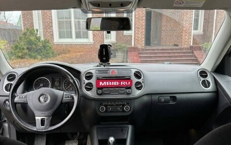 Volkswagen Tiguan I, 2011 год, 980 000 рублей, 5 фотография