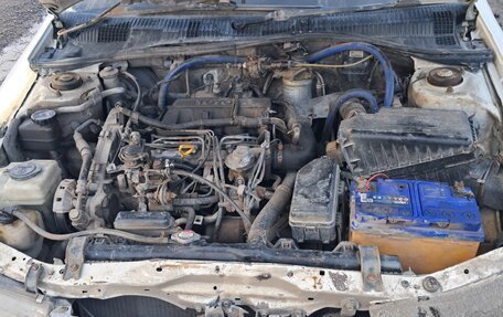 Toyota Carina, 1994 год, 97 000 рублей, 8 фотография