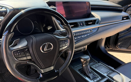 Lexus ES VII, 2020 год, 3 950 000 рублей, 10 фотография