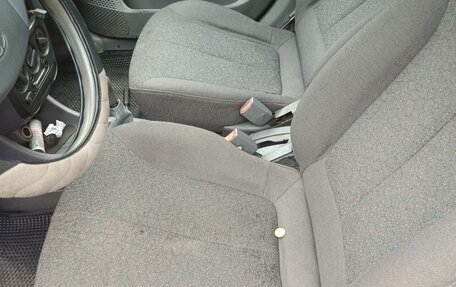 Hyundai Accent II, 2004 год, 370 000 рублей, 6 фотография