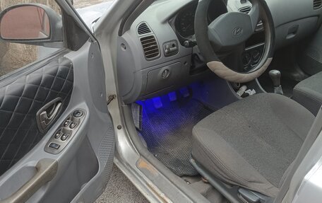 Hyundai Accent II, 2004 год, 370 000 рублей, 3 фотография