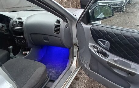 Hyundai Accent II, 2004 год, 370 000 рублей, 10 фотография