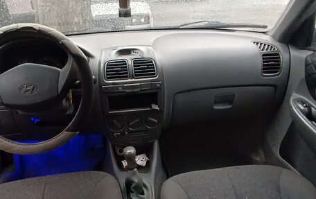 Hyundai Accent II, 2004 год, 370 000 рублей, 4 фотография