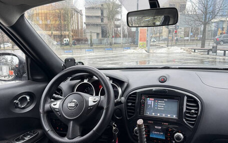 Nissan Juke II, 2011 год, 900 000 рублей, 6 фотография
