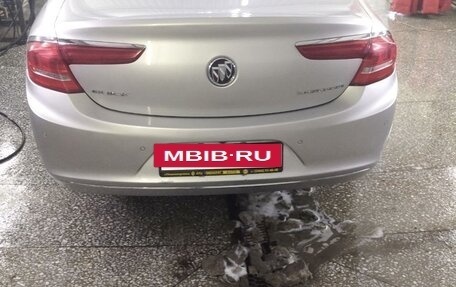 Buick LaCrosse III, 2018 год, 3 300 000 рублей, 3 фотография