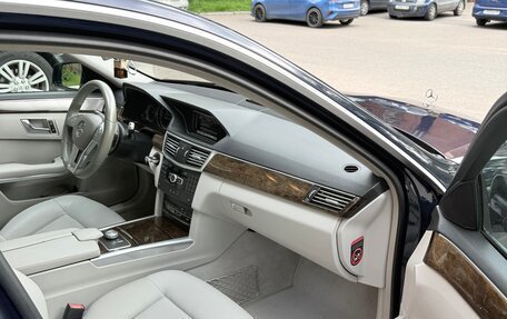 Mercedes-Benz E-Класс, 2012 год, 1 600 000 рублей, 8 фотография