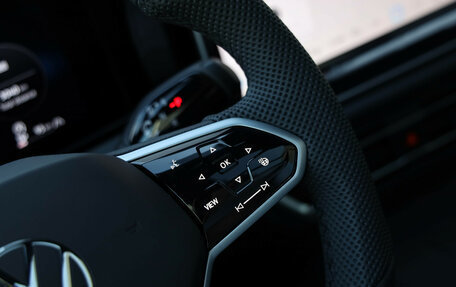 Volkswagen Tiguan, 2025 год, 4 899 000 рублей, 15 фотография