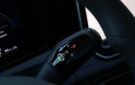 Volkswagen Tiguan, 2025 год, 4 899 000 рублей, 16 фотография