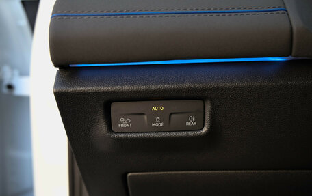 Volkswagen Tiguan, 2025 год, 4 899 000 рублей, 22 фотография