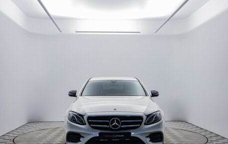 Mercedes-Benz E-Класс, 2017 год, 3 140 000 рублей, 2 фотография