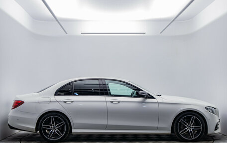 Mercedes-Benz E-Класс, 2017 год, 3 140 000 рублей, 4 фотография