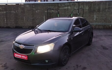 Chevrolet Cruze II, 2010 год, 680 000 рублей, 1 фотография