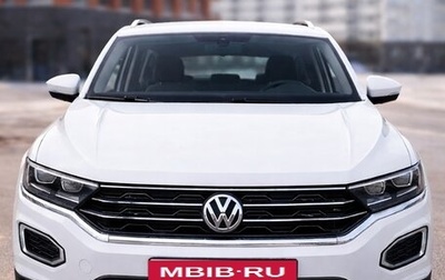 Volkswagen T-Roc I, 2020 год, 2 275 000 рублей, 1 фотография
