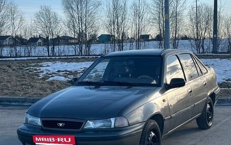 Daewoo Nexia I рестайлинг, 2004 год, 99 000 рублей, 2 фотография