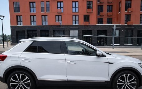 Volkswagen T-Roc I, 2020 год, 2 275 000 рублей, 3 фотография