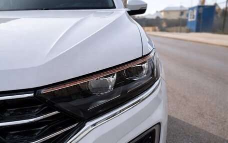 Volkswagen T-Roc I, 2020 год, 2 275 000 рублей, 4 фотография