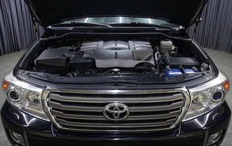 Toyota Land Cruiser 200, 2015 год, 4 998 000 рублей, 9 фотография