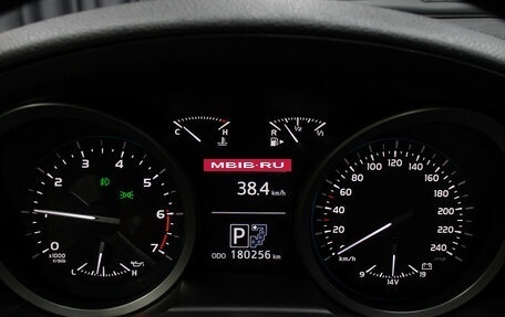 Toyota Land Cruiser 200, 2015 год, 4 998 000 рублей, 13 фотография