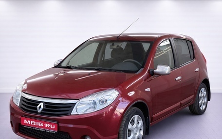 Renault Sandero I, 2012 год, 715 000 рублей, 1 фотография