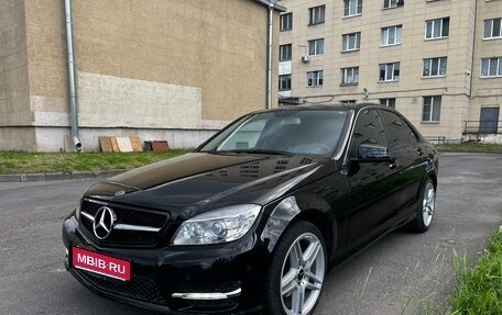 Mercedes-Benz C-Класс, 2010 год, 1 350 000 рублей, 1 фотография
