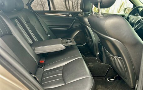 Mercedes-Benz C-Класс, 2005 год, 600 000 рублей, 9 фотография