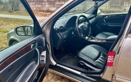 Mercedes-Benz C-Класс, 2005 год, 600 000 рублей, 12 фотография