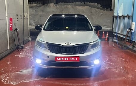 KIA Rio III рестайлинг, 2015 год, 745 000 рублей, 1 фотография