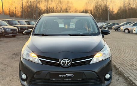 Toyota Verso I, 2014 год, 1 250 000 рублей, 2 фотография