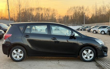 Toyota Verso I, 2014 год, 1 250 000 рублей, 8 фотография