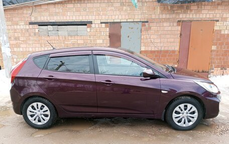 Hyundai Solaris II рестайлинг, 2011 год, 530 000 рублей, 4 фотография