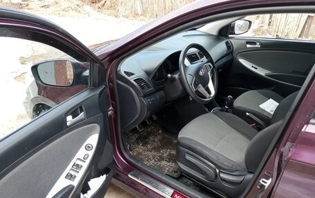 Hyundai Solaris II рестайлинг, 2011 год, 530 000 рублей, 8 фотография