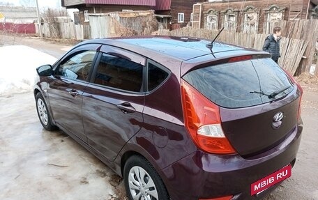 Hyundai Solaris II рестайлинг, 2011 год, 530 000 рублей, 6 фотография